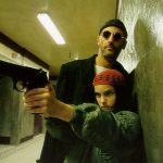 Cult-Stories-Leon-The-Professional-Luc-Besson-Jean-Reno-Natalie-Portman-cinema-cultstories-scene-guns