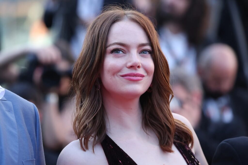 Emma Stone felice quando un giornalista la chiama Emily