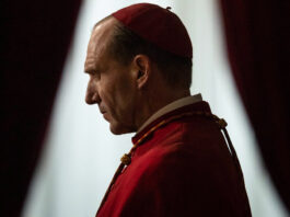 conclave, recensione, ralph fiennes